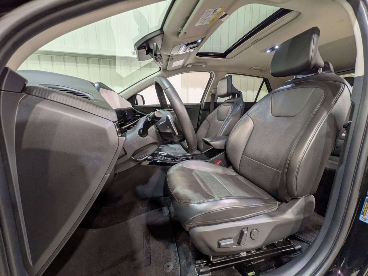 Kia Niro EV 2025 Noir Val-David - photo #1