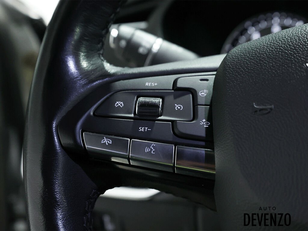 2020 Cadillac XT4 Silver Saint-Eustache - photo #15