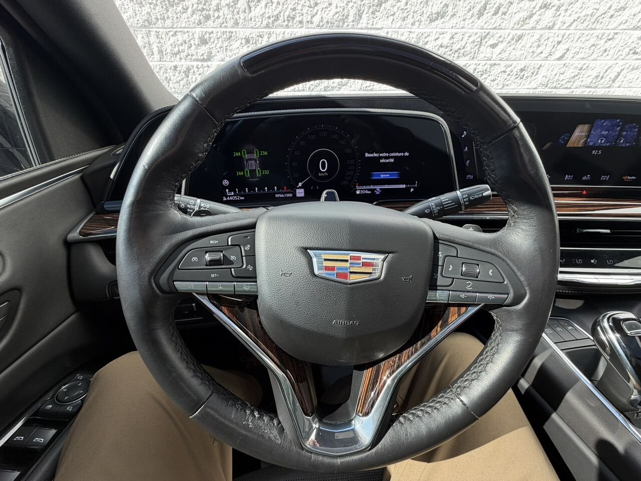 Cadillac Escalade PREMIUM LUXURY 4X4 FINANCEMENT À PARTIR 3.99% 2023 Noir Laval - photo #31