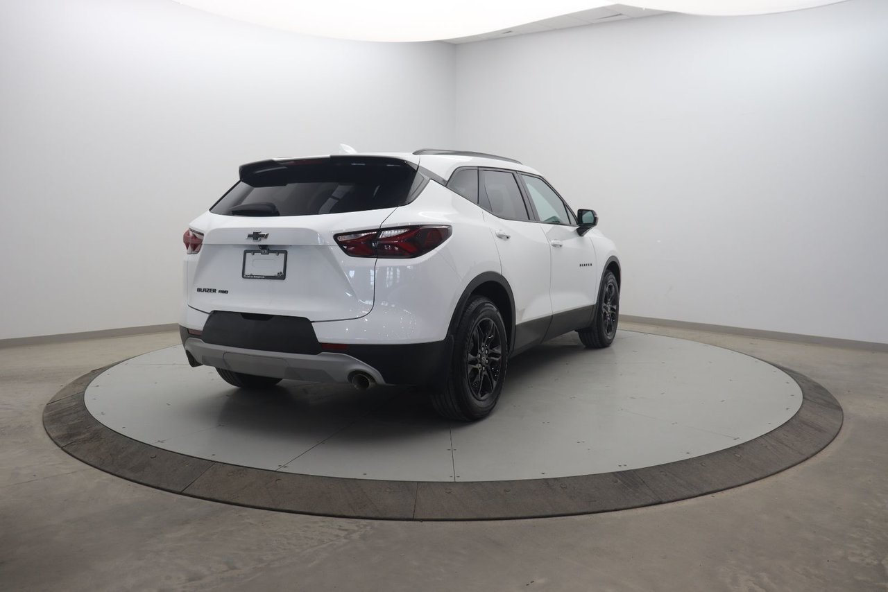 2021 Chevrolet Blazer True North White Baie-Comeau - photo #3