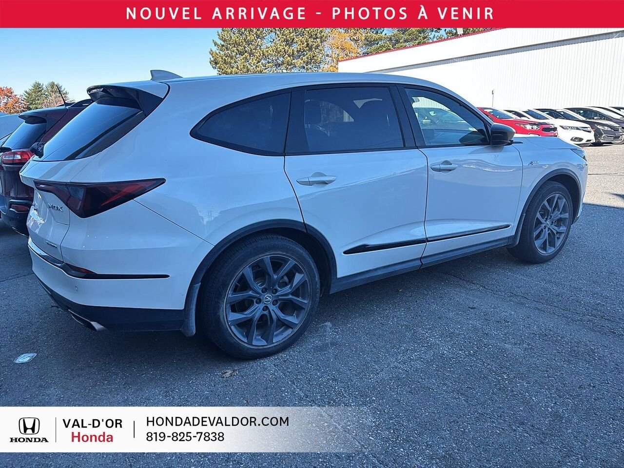 2023 Acura MDX A-Spec SH-AWD White Val-d'Or - photo #1