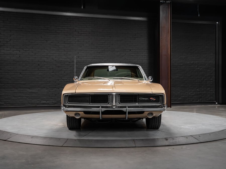 1969 Dodge Charger SE | 426 Hemi V8 | 3 Speed Automatic | Power Brakes | Cragar Wheels