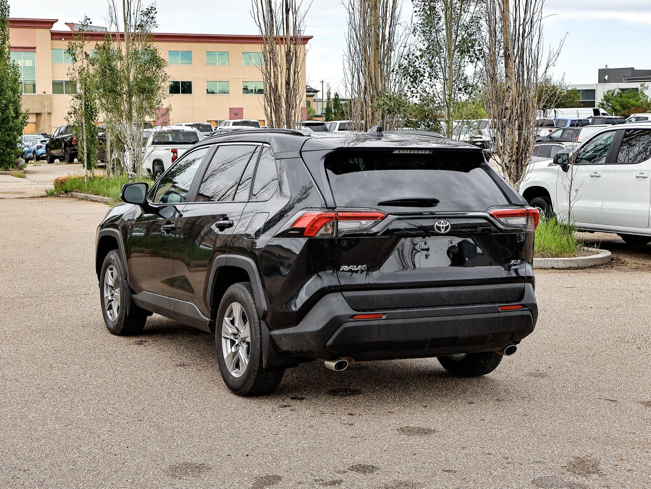 2024 Toyota RAV4 XLE AWD Black Sherwood Park - photo #10