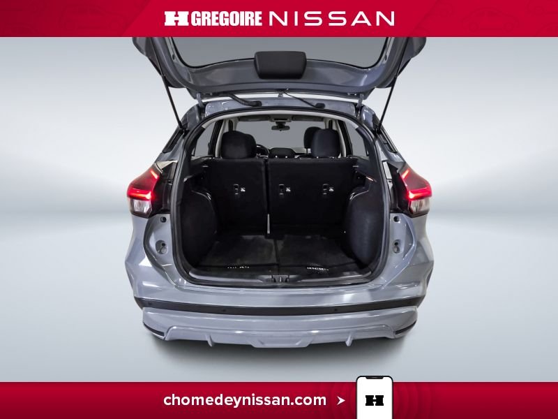 2021 Nissan Kicks Grey Laval - photo #26