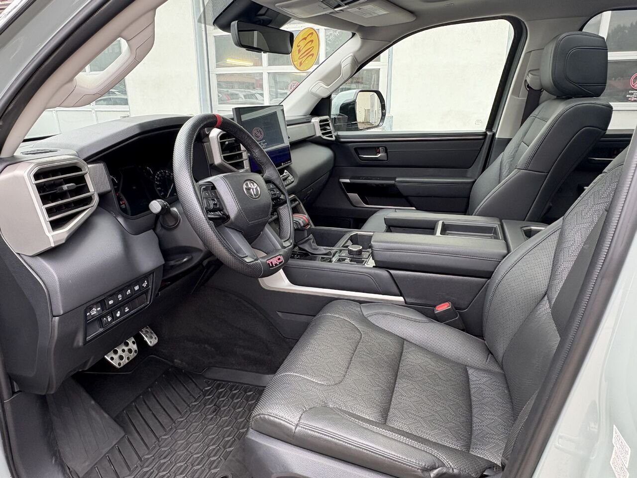 2023 Toyota TUNDRA LIMITED Green Mont-Laurier - photo #8