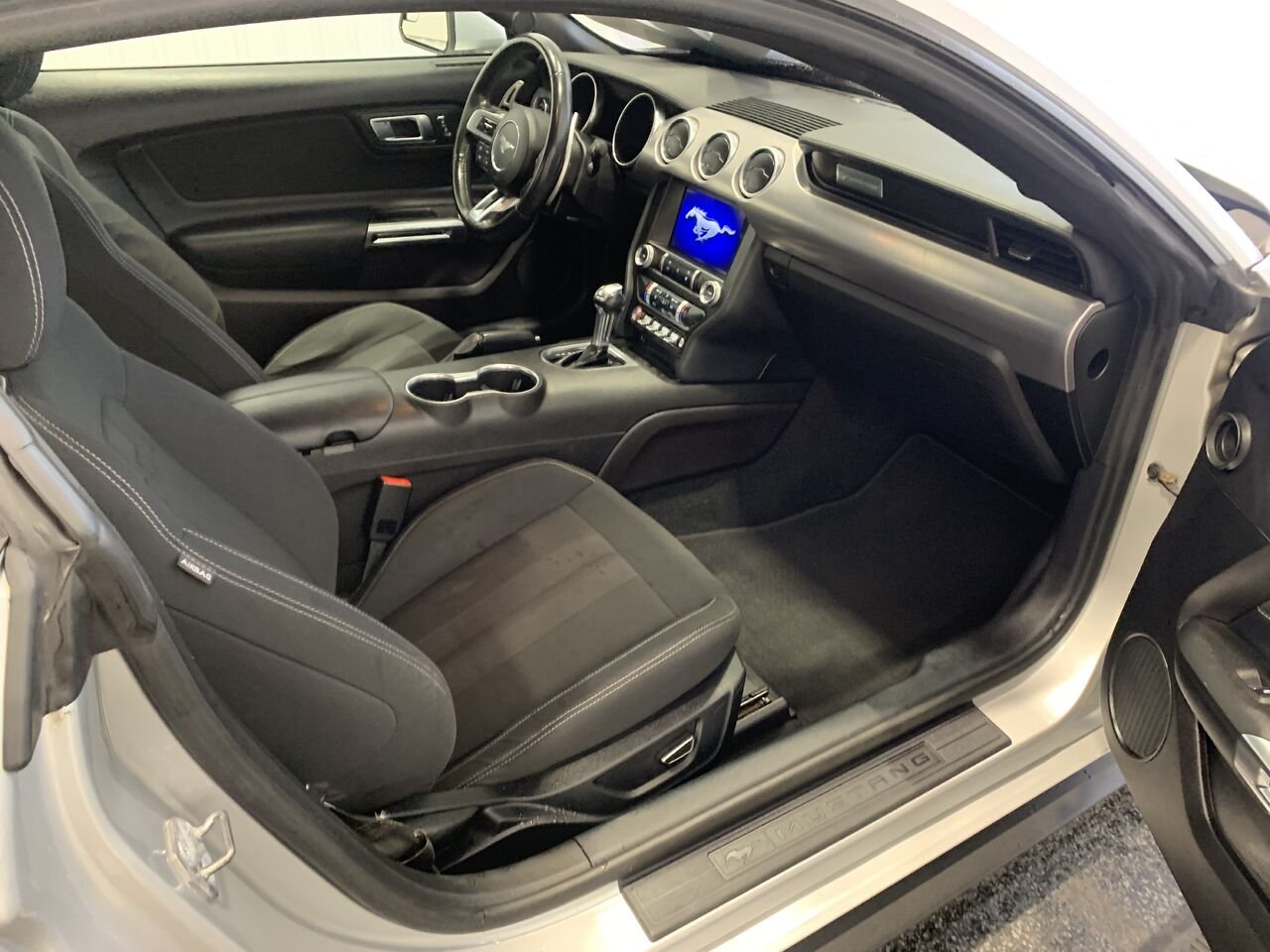 2019 Ford Mustang Silver Châteauguay - photo #9