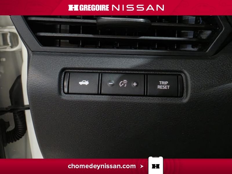 2022 Nissan Altima Black Blainville - photo #14