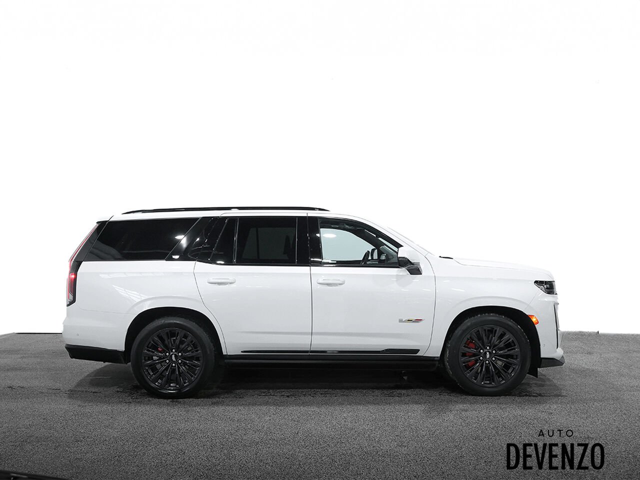 Cadillac Escalade 2024 Blanc Saint-Eustache - photo #2