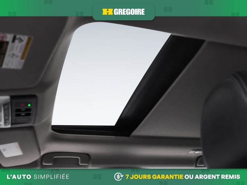 2022 Mitsubishi Outlander Grey Laval - photo #11