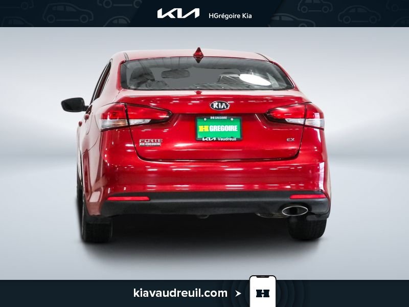 2017 Kia Forte Red Laval - photo #5