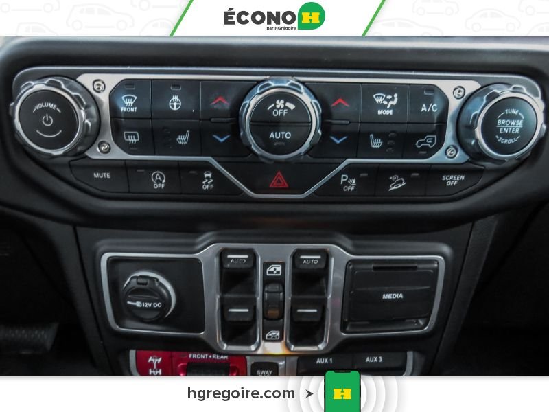 2018 Jeep Wrangler Unlimited White Saint-Eustache - photo #17