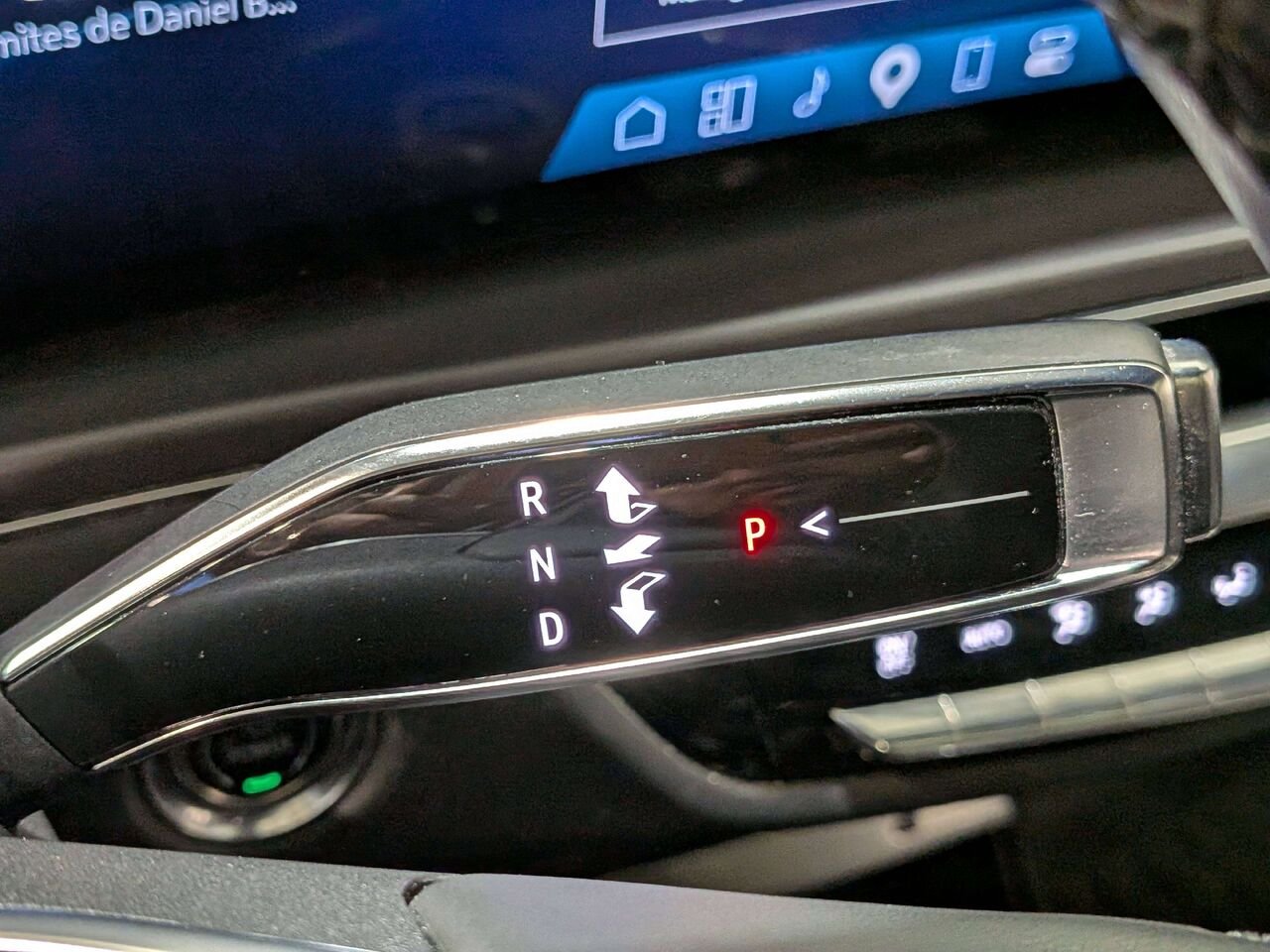 Cadillac LYRIQ 4dr Tech w/1SA 2024 Noir Val-David - photo #17