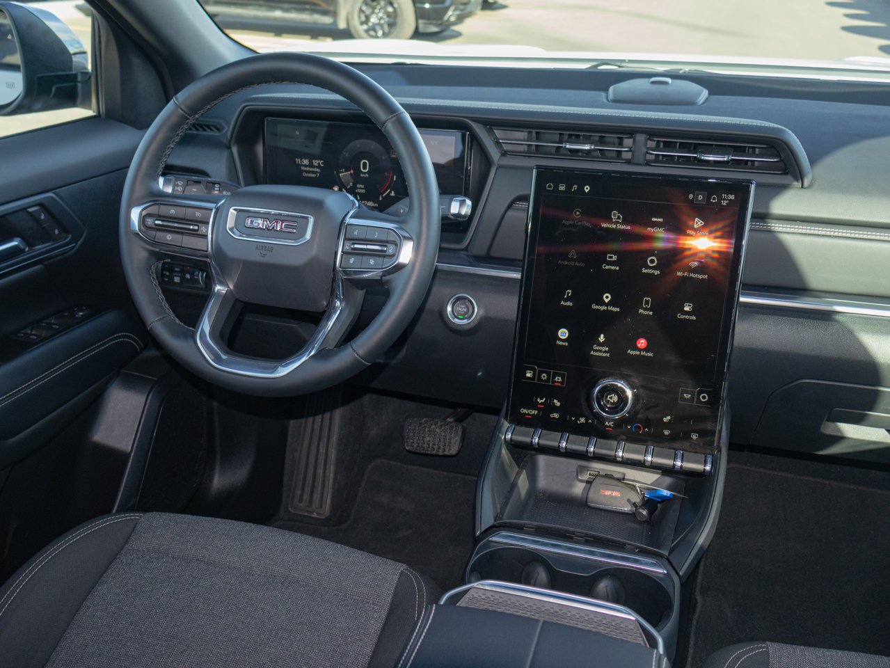 2026 GMC Terrain AWD 4dr Elevation White Sherwood Park - photo #25