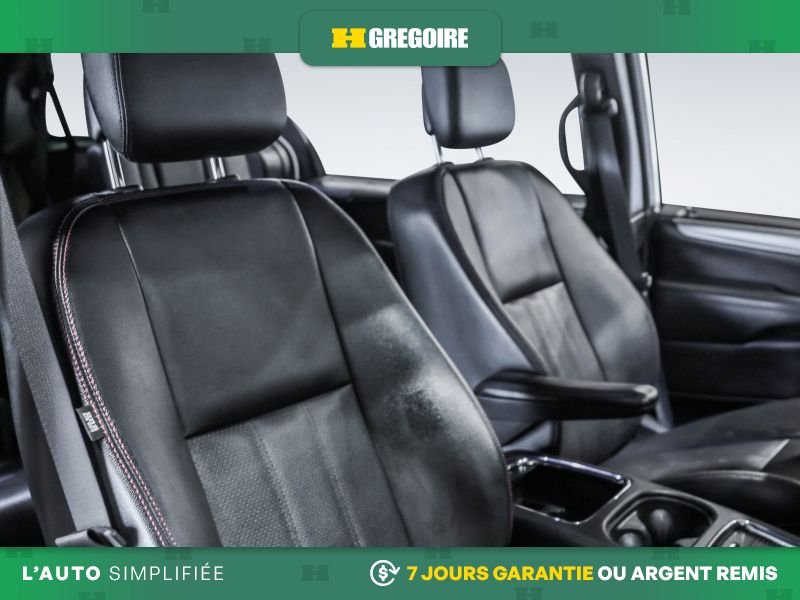 Dodge GR Caravan 822057 | GT AUTO AC MAGS CUIR NAV CAM RECULE 2020 Blanc Laval - photo #26