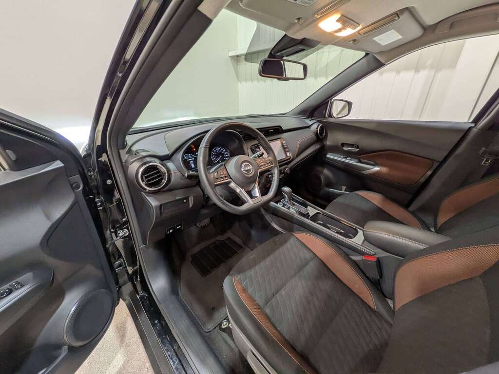 2024 Nissan Kicks SR FWD Black Val-David - photo #9