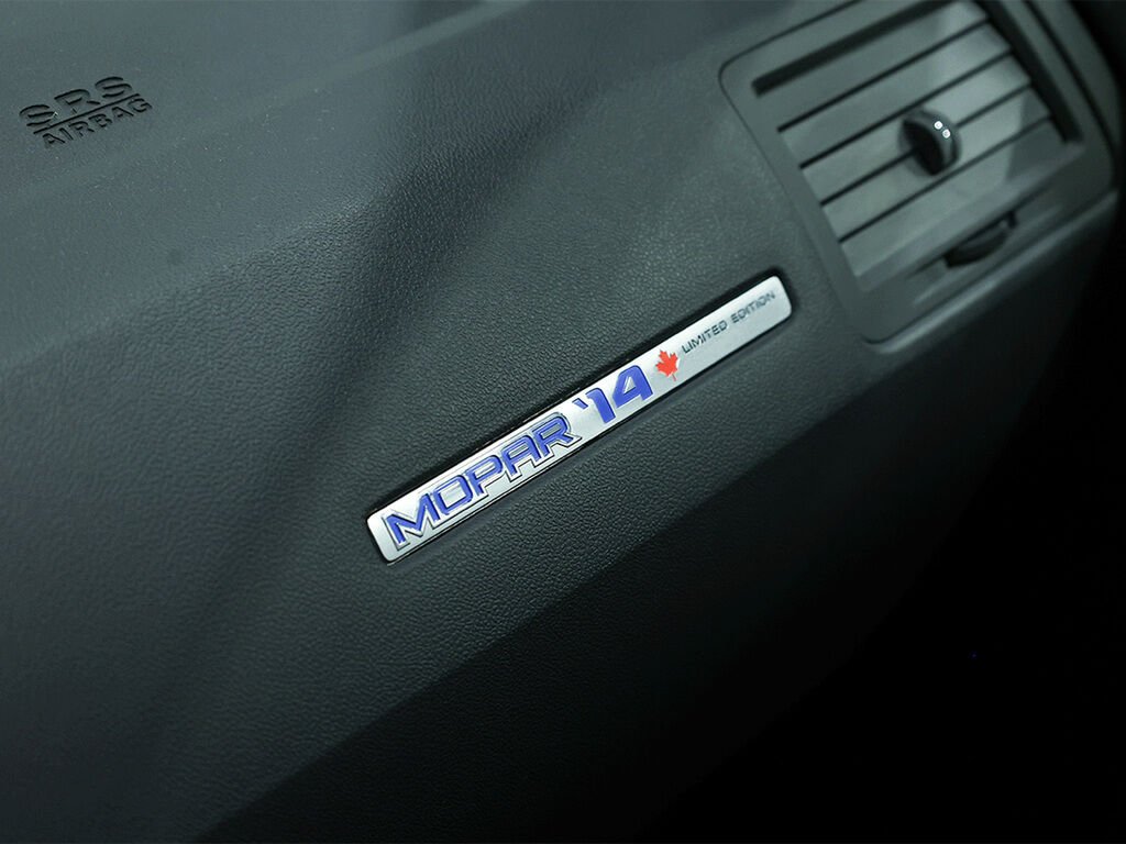 Dodge Challenger 2014 Blanc Saint-Eustache - photo #24