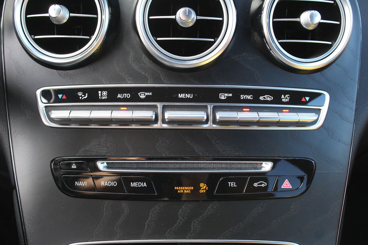 Mercedes-Benz GLC 43 VIN: WDC0G6EBXKF578481 2019 Blanc Sainte-Rose - photo #16