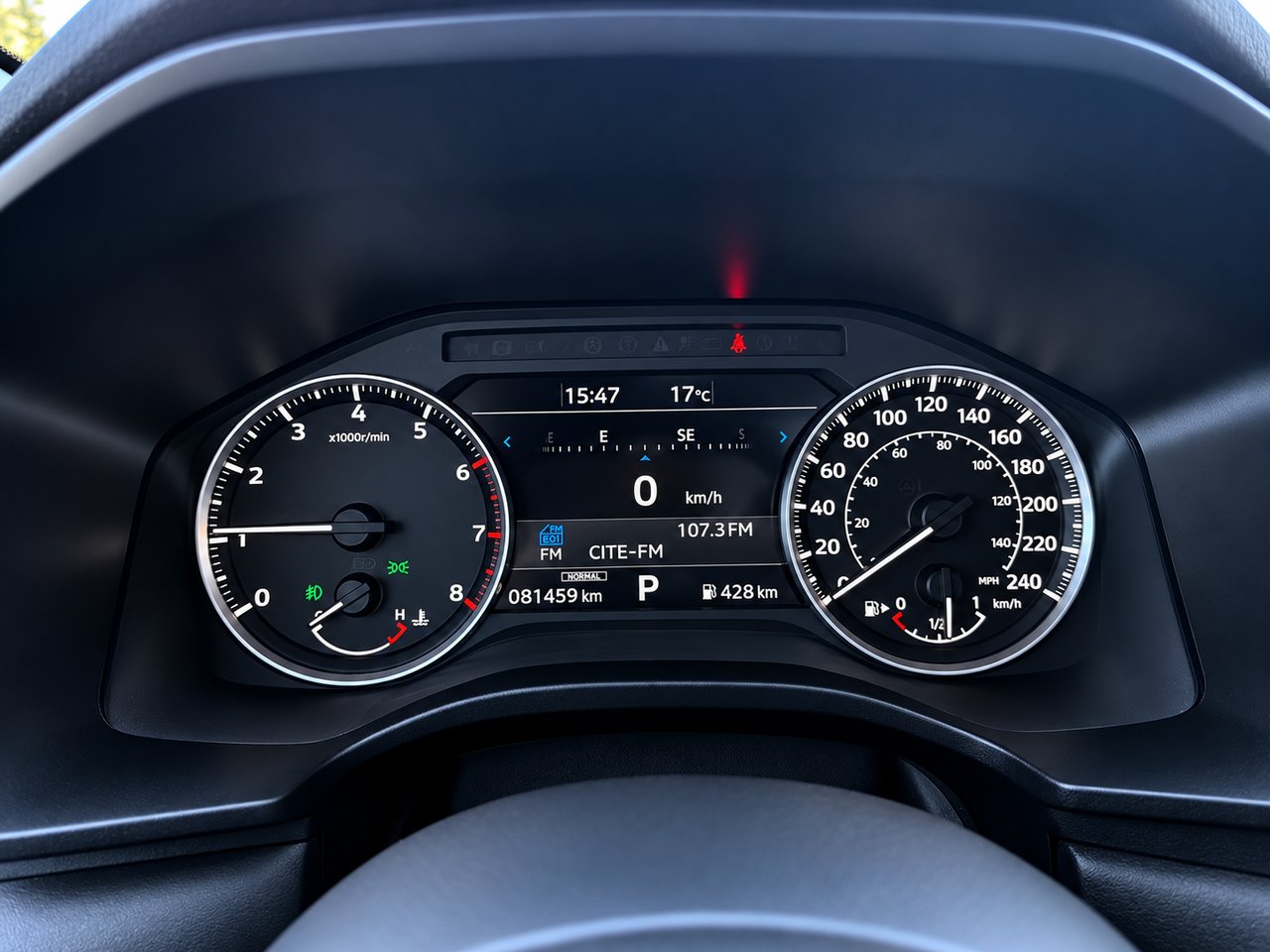 2023 Mitsubishi Outlander SE S-AWC Red Châteauguay - photo #15