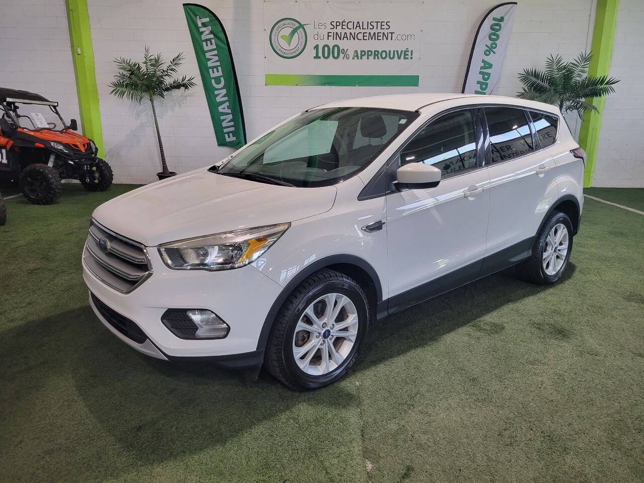 Ford Escape 2017 Blanc Longueuil, - photo #1
