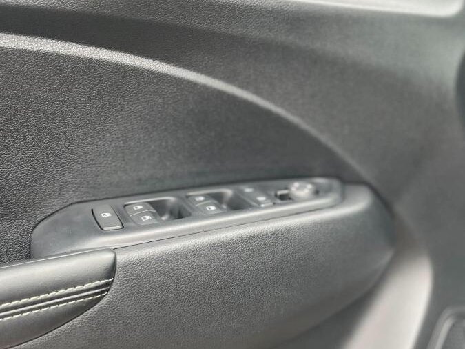 2023 Hyundai Venue Grey  - photo #13