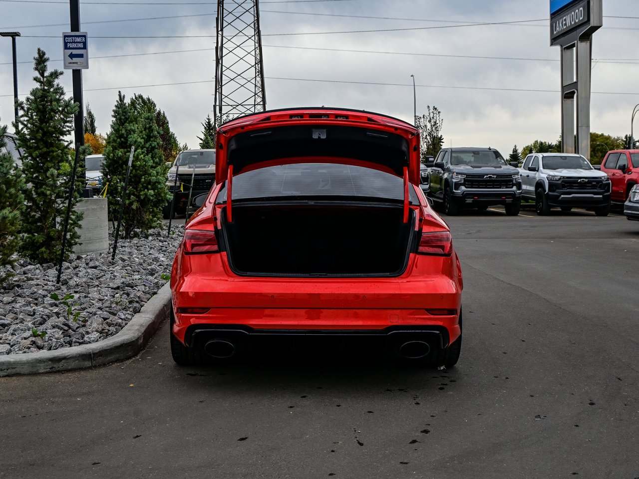 2018 Audi RS 3 Sedan 2.5 TFSI quattro S tronic Catalunya Red Metallic Sherwood Park - photo #13