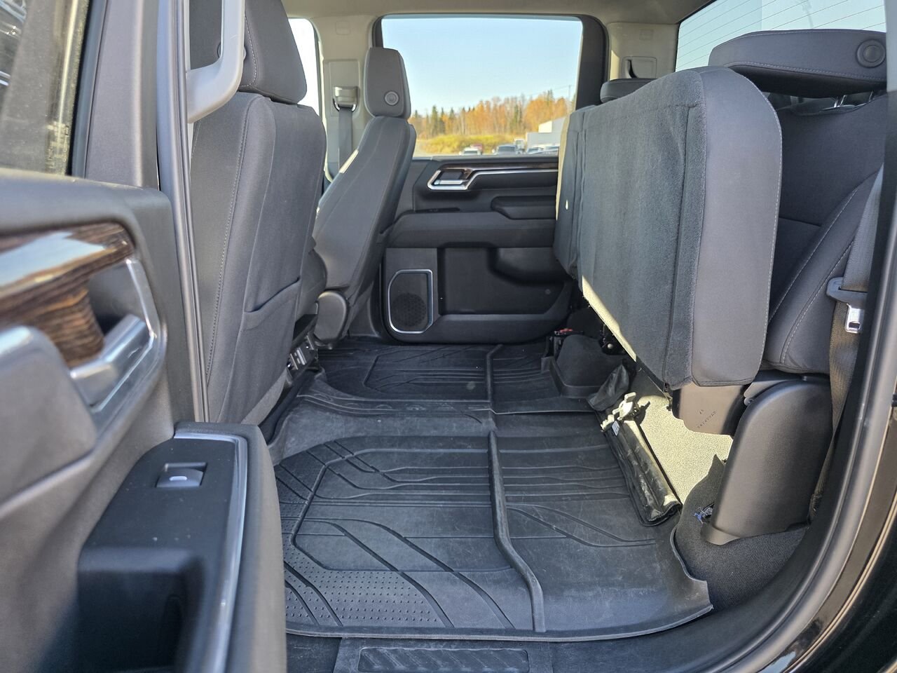 2025 GMC Sierra 2500HD SLE Black Rouyn-Noranda - photo #17