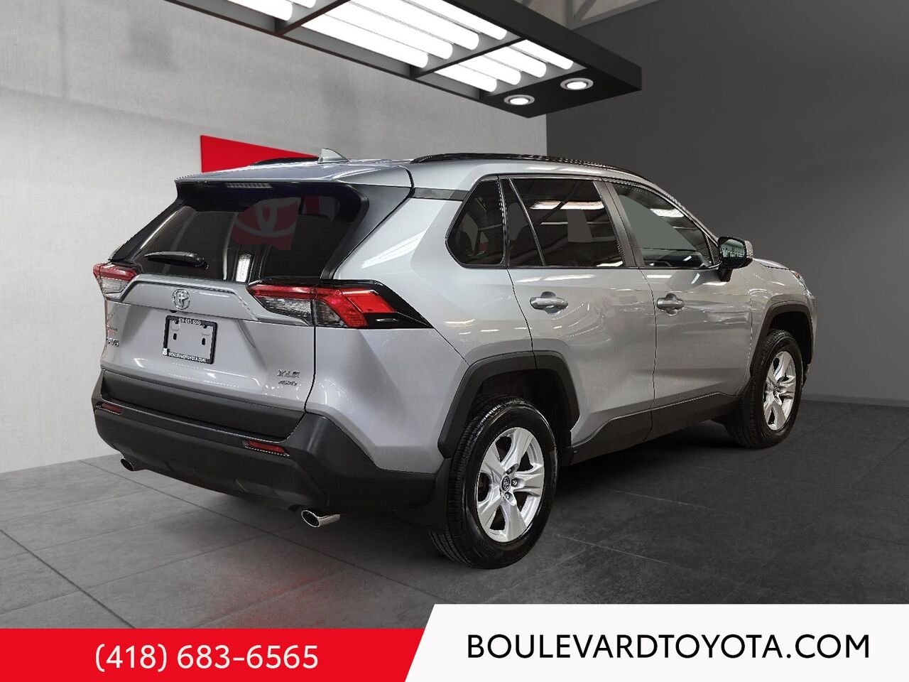 Toyota RAV4 100551A-36 | XLE 2019 Argent Québec - photo #3