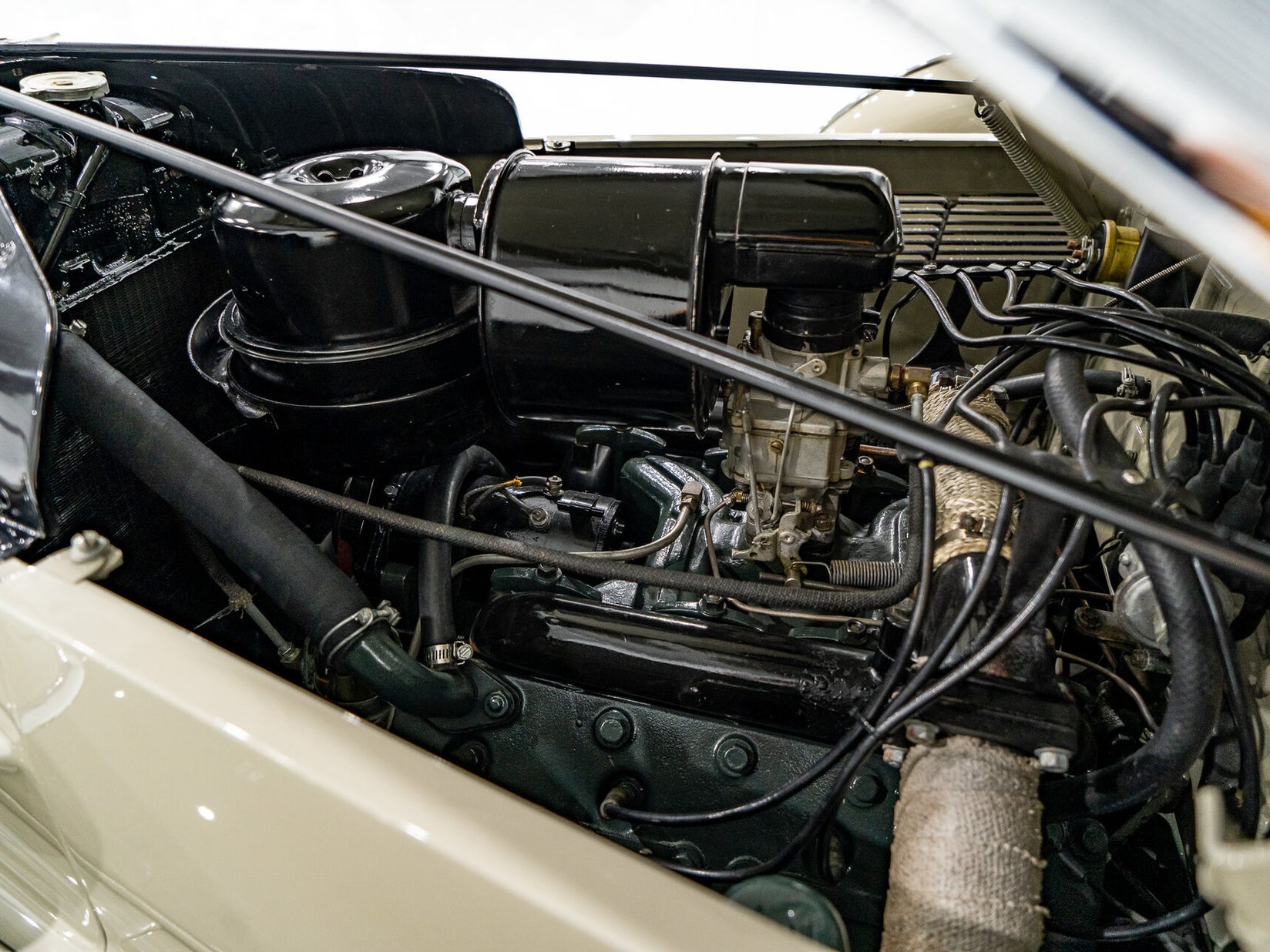 Cadillac Series 75 1 of 27 built. Former CCCA National first prize winner *PRICE IN USD* 1939 Brun Montréal - photo #9