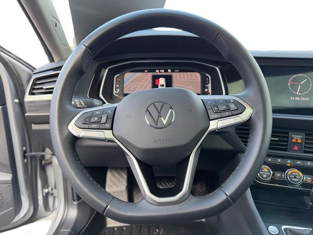 Volkswagen Jetta Highline 2024 Baie-Comeau - photo #10