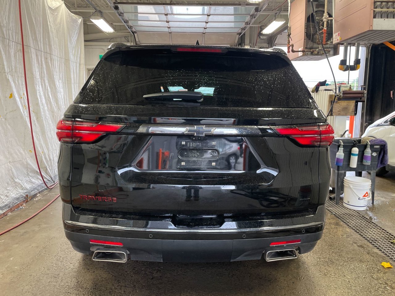 Chevrolet Traverse PREMIER REDLINE AWD *TOIT* 7 PLACES *BOSE* CAM 360 2023 Noir Saint-Jérôme - photo #8