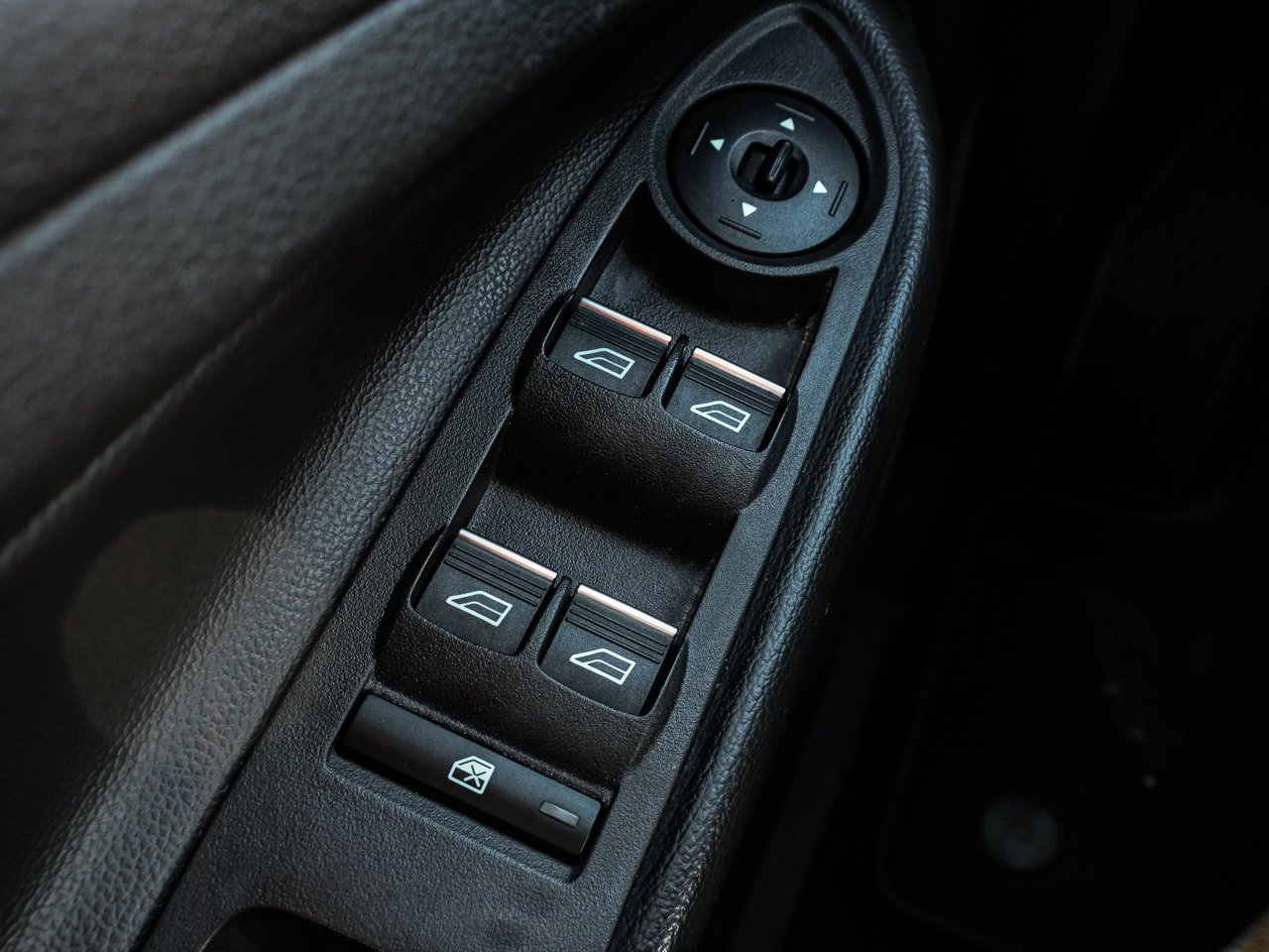 2019 Ford Escape SEL 4WD Blue Sherwood Park - photo #18