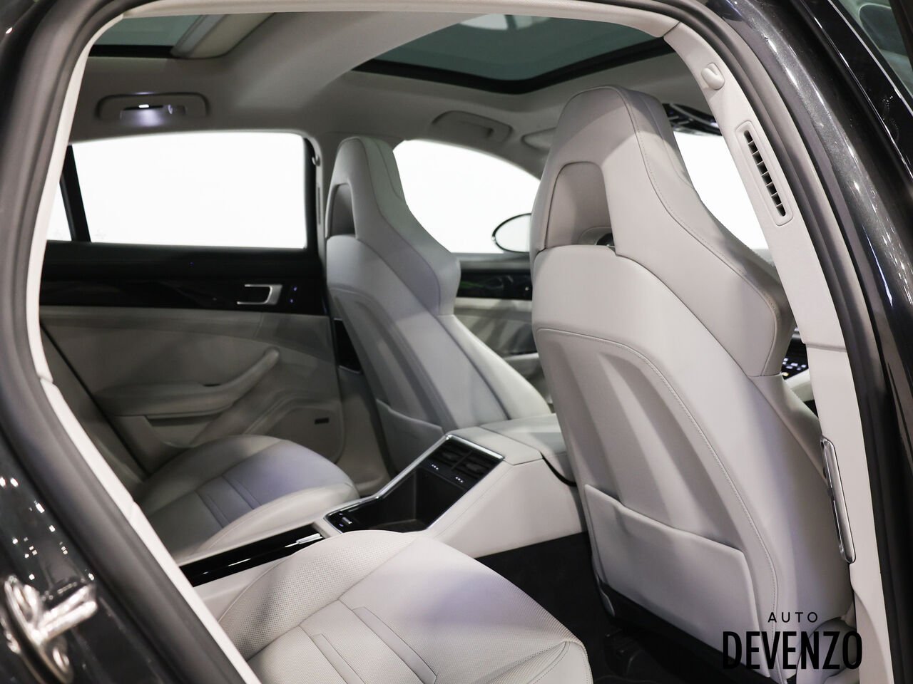 Porsche Panamera 2018 Gris Saint-Eustache - photo #9