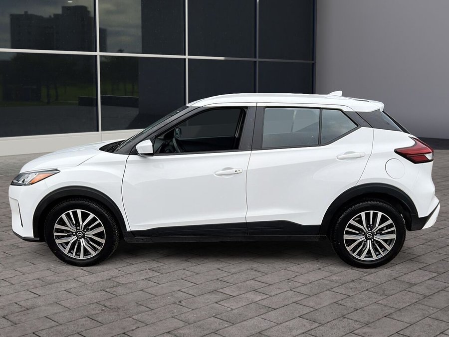 Nissan Kicks Play SV 2025 2025 Noir