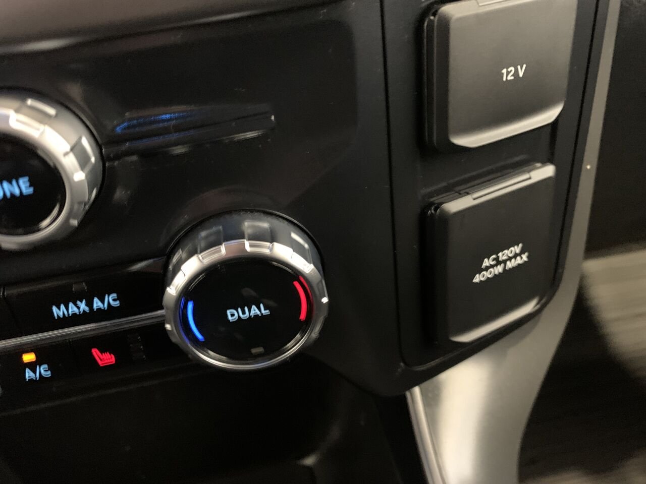 Ford F-150 F150 XLT 302A SPORT NAV REG VIT ADAPT 2024 Rouge Châteauguay - photo #37