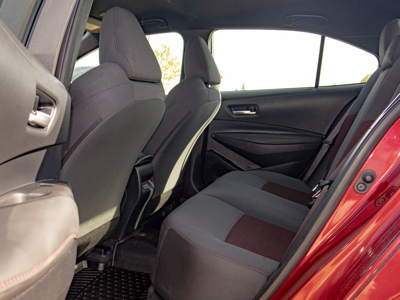 2024 Toyota Corolla SE CVT Red Sherwood Park - photo #31