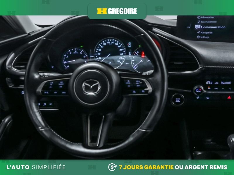 2024 Mazda 3 Red Saint-Eustache - photo #18