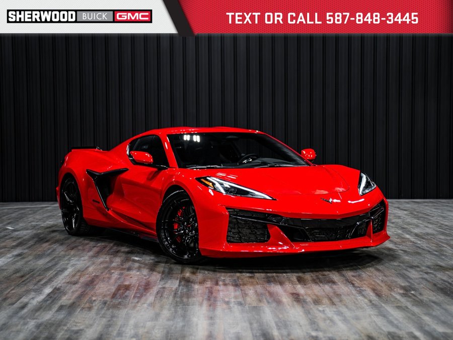 2025 Chevrolet Corvette Z06 1LZ 5.5L | Carbon Flash Badge Package Red
