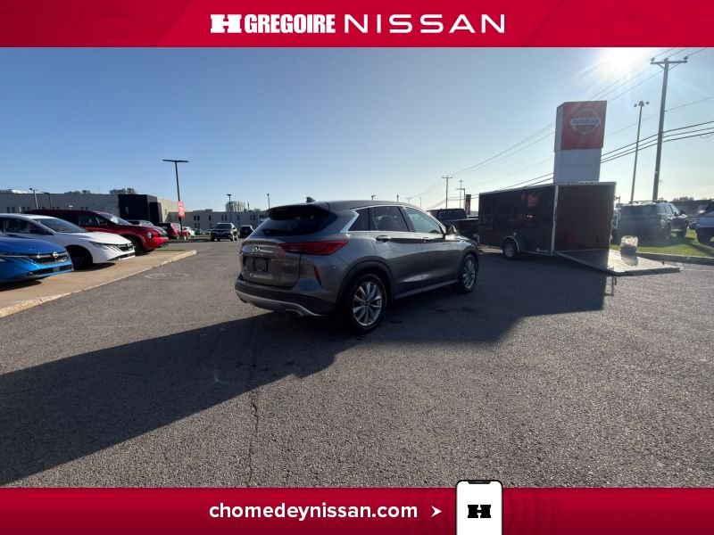 2021 Infiniti QX50 Black Saint-Eustache - photo #10