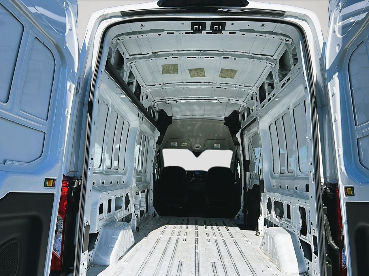 Ford Transit fourgon utilitaire 2025 Québec - photo #5