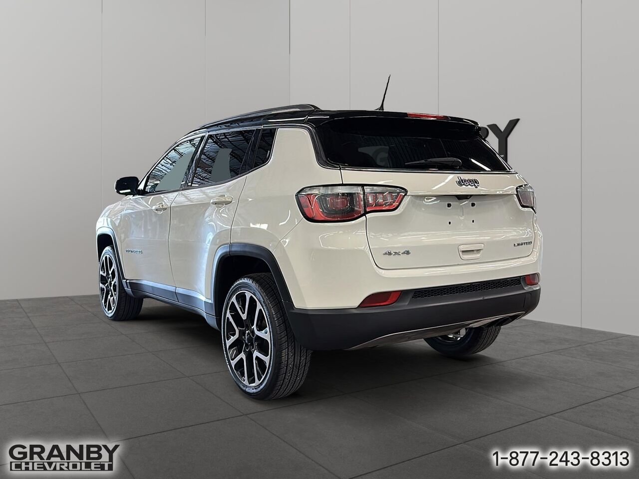Jeep Compass Limited | 25-0882A 2017 Blanc Granby - photo #6