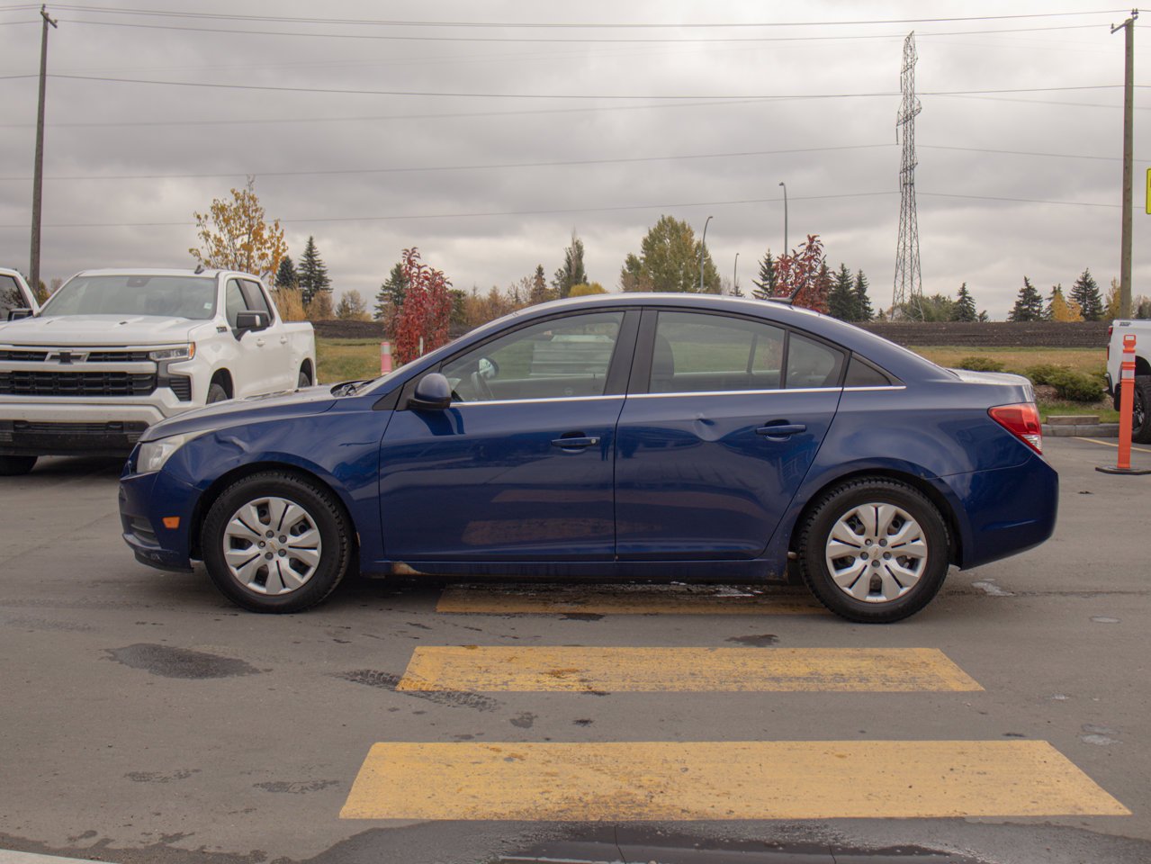 2012 Chevrolet Cruze 4dr Sdn LT Turbo w/1SA Blue Sherwood Park - photo #6
