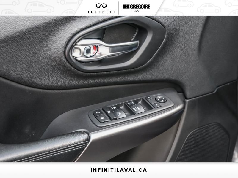 2019 Jeep Cherokee Blainville - photo #12