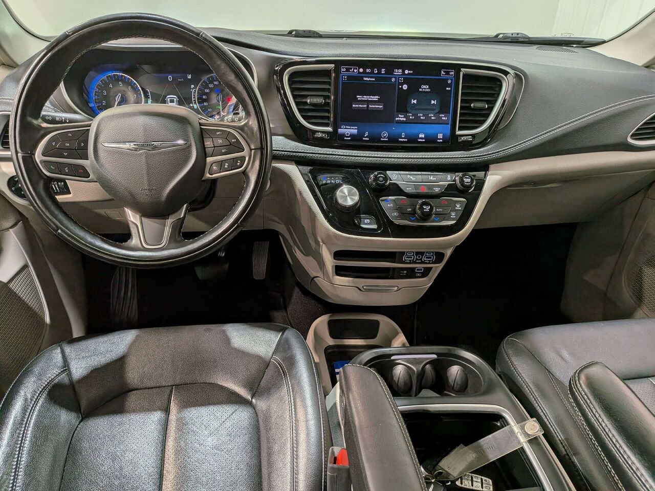 Chrysler Pacifica 2022 Bleu Val-David - photo #29