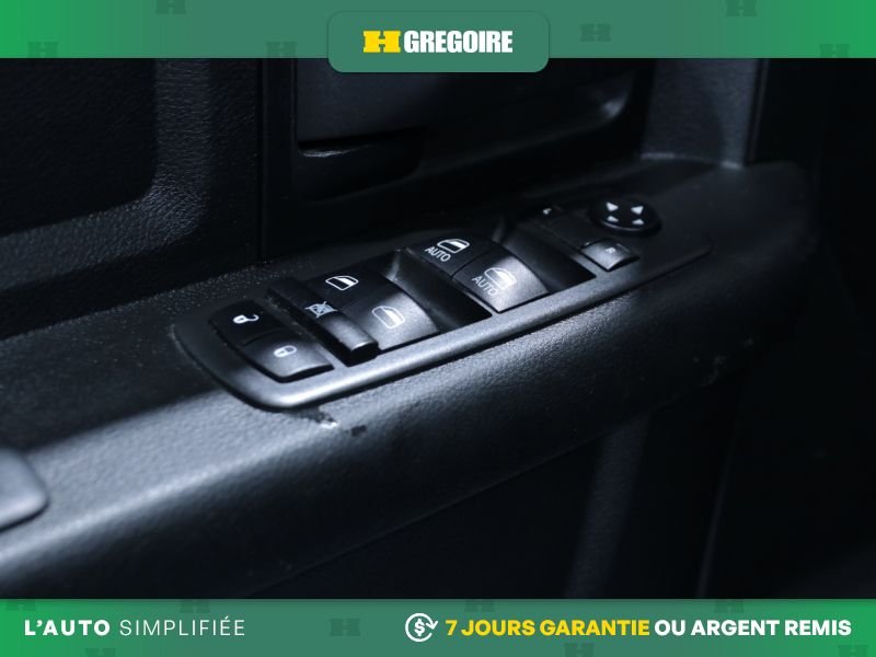 Ram 1500 820255A | Express 4x4 AUTO AC MAGS CAM RECULE BLUETOOTH 2021 Gris Laval - photo #13