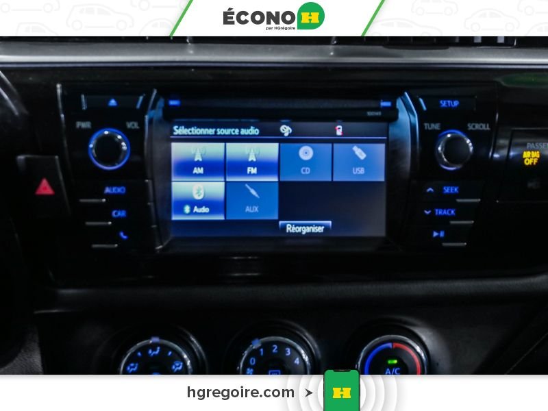 Toyota Corolla 2015 Blanc Blainville - photo #15