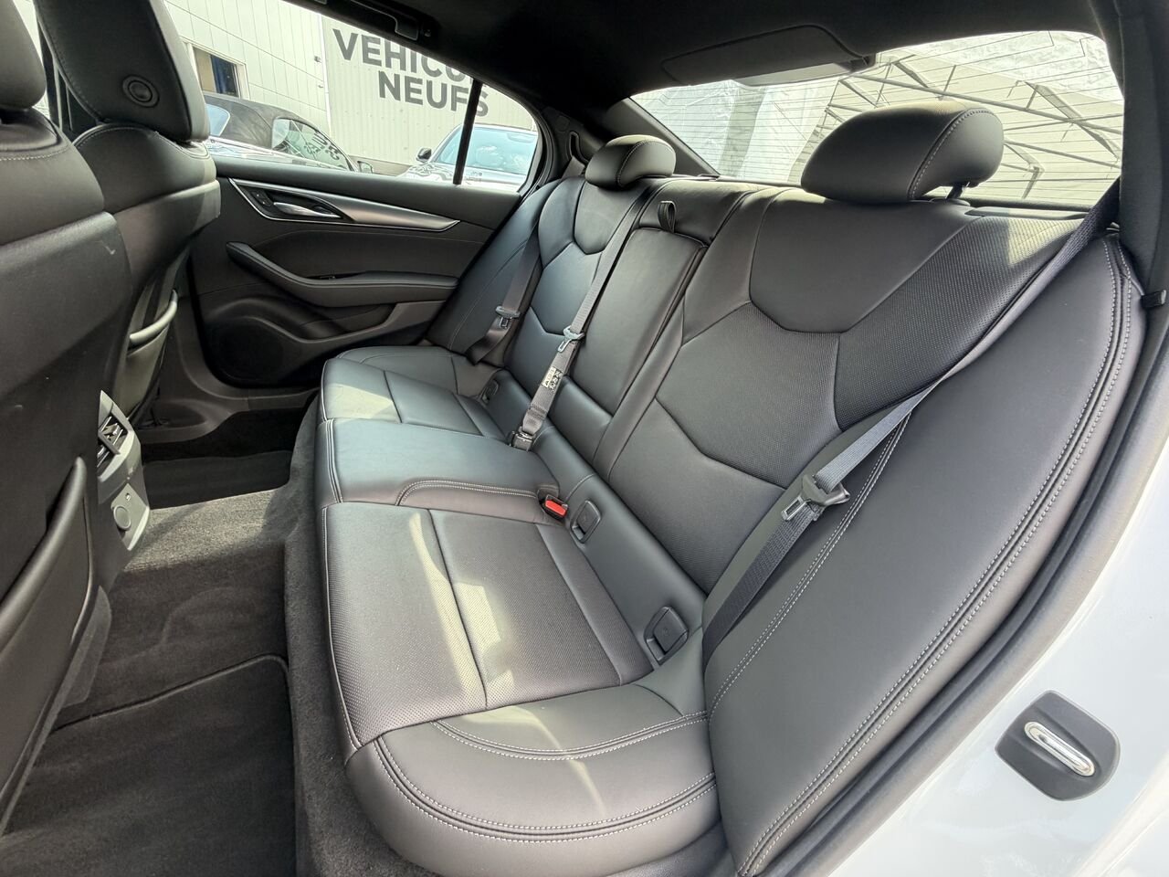 2020 Cadillac CT5 PREMIUM LUXURY AWD White Laval - photo #18
