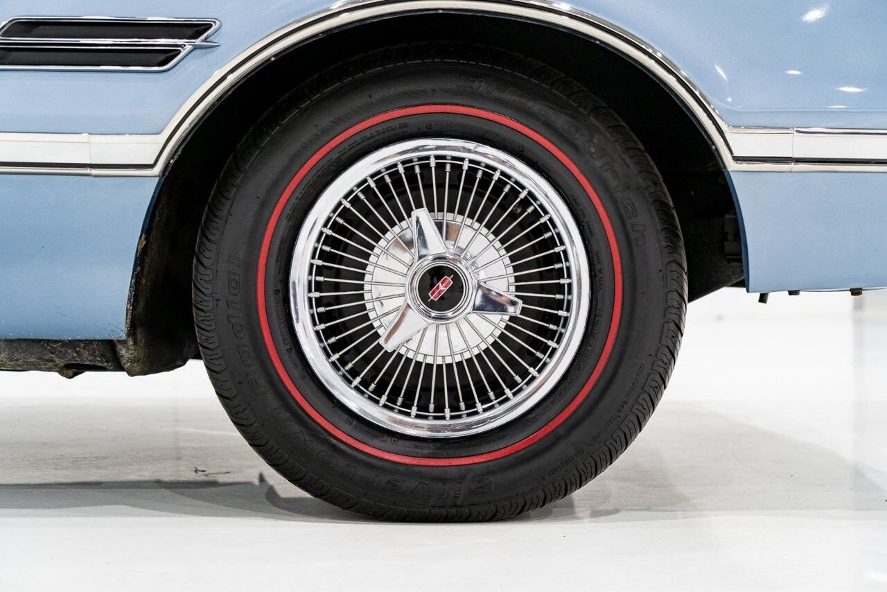 Oldsmobile 442 PRIX EN USD | Matching# 400cu.in. 4-Speed 1966 Bleu Montréal - photo #46