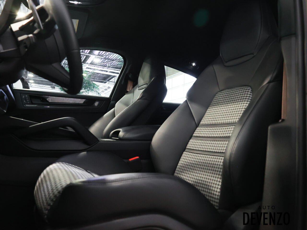 2026 Porsche Cayenne Green Saint-Eustache - photo #12