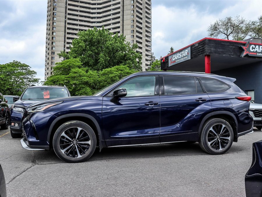 Toyota Highlander XSE 2021 Blue