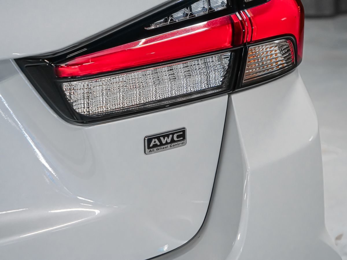 Mitsubishi RVR GT 2026 Blanc diamant Montréal - photo #14